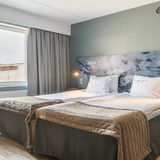 superior-double-room-bed-quality-hotel-ekoxen